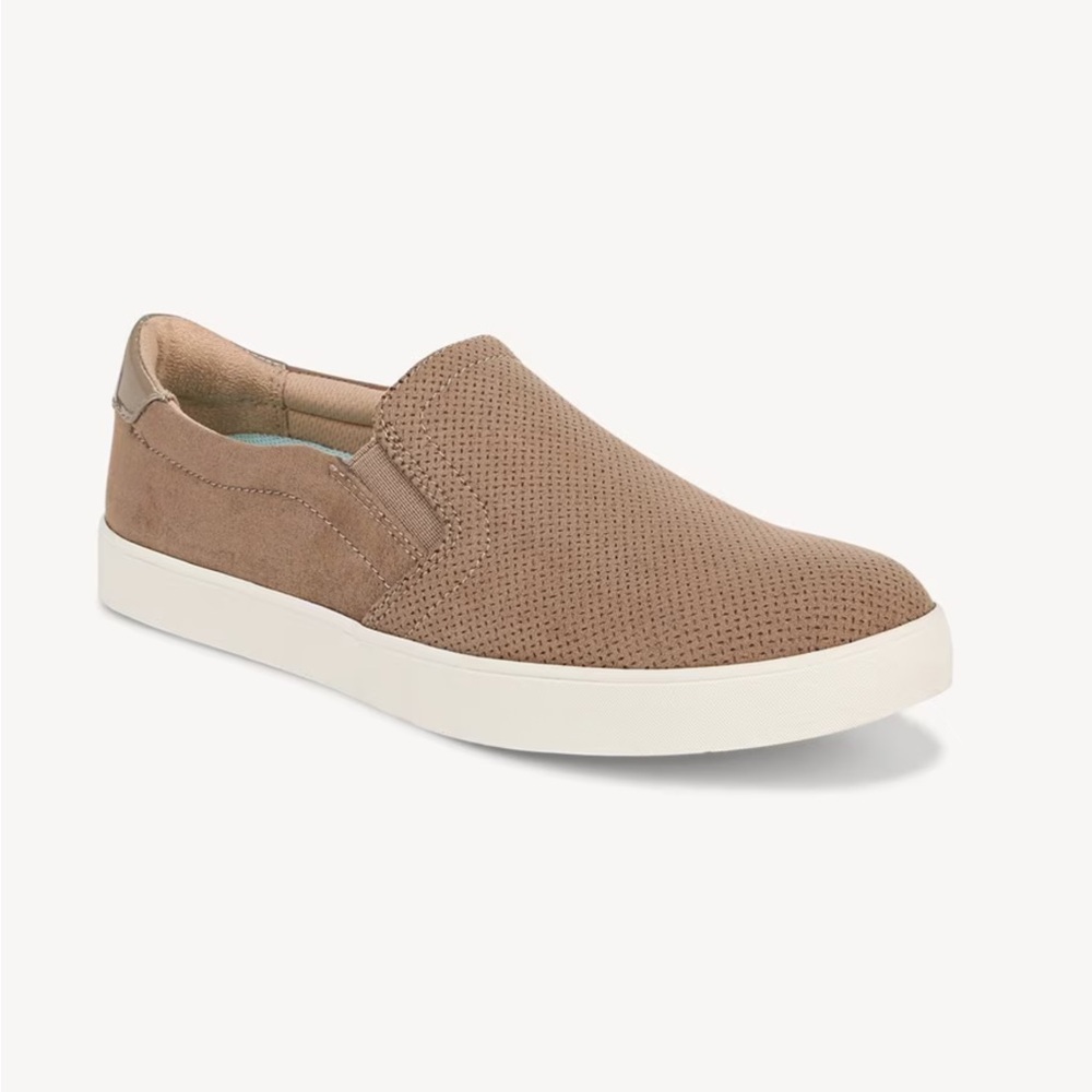 Dr Scholls slip on, wide width